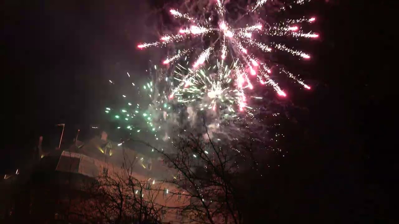 Nyår 2022 Örebro - Fyrverkeri (Slottet)