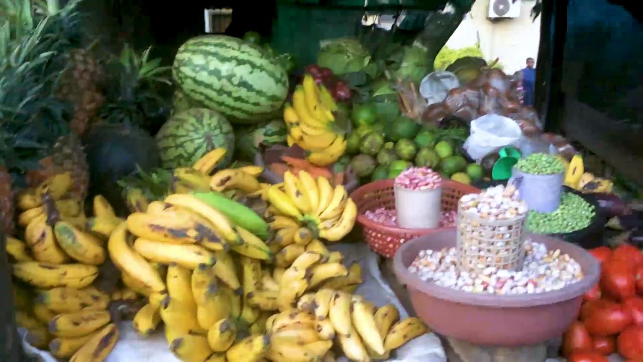 iMarket in uganda fruits, greens, fresh beans,we love Africa blessed