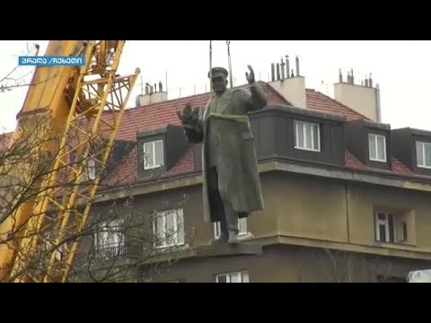 პრაღას საბჭოთა მარშალი ტოვებს