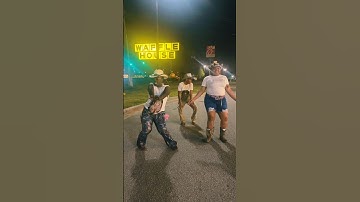 Horses in the stable 🔥🪭💃 #dance #shortsfeed #shortsvideo #shortsviral #shorts