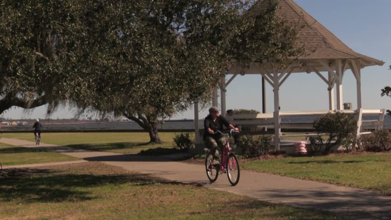 The Mandeville Lakefront YouTube