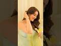 Bahon ke Darmiyaan Do Pyar Mil Rahe Hai #alkayagnik