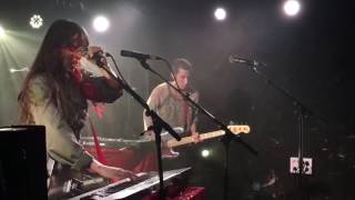 Le Butcherettes - Boulders Love Over Layers of Rock, Live @ Backstage by the Mill, Paris
