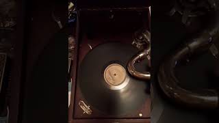 Greek Turkish vintage 30s 78 rpm..\