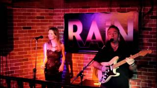 Brothers in Arms Cover version by RAIN Duo Live at The Tavern Pub Abu Dhabi chords