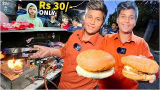 Rs 30/- Only | 17 Years Old CUTE Chef ka UFO Burger | Street Food India