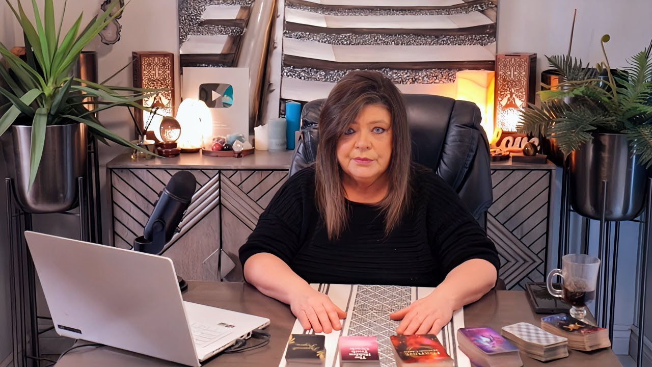 SAGITTARIUS BONUS YOU HAVE SOMEONE IN YOUR NEIGHBOURHOOD WHO RESPECTS YOU,POSSIBLE CONNECTION!