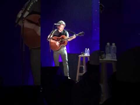 Fleet Foxes: "Tiger Mountain Peasant Song" (Acoustic) 7/29/17 Merriweather Post Pavillion