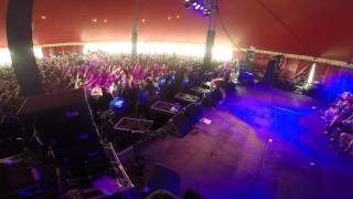 Video voorbeeld van "Neck Deep - A Part Of Me (Live At Reading Festival 2014)"
