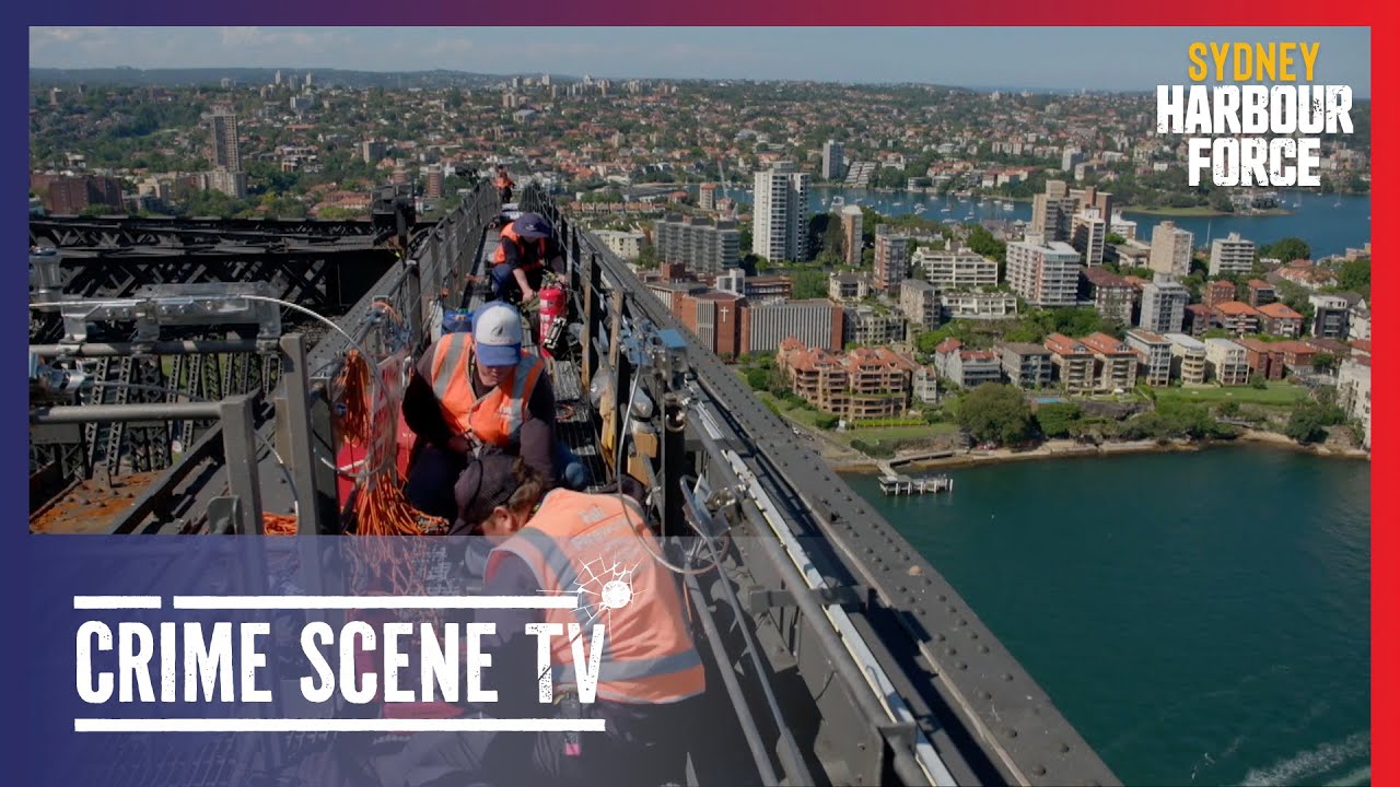 Hazardous job | Sydney Harbour Force 10/10 | Crime Scene TV