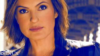 Mariska Hargitay - Body Control