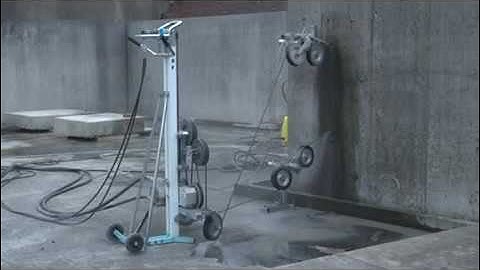 MÁY CẮT BÊ TÔNG BẰNG DÂY CÁP KIM CƯƠNG