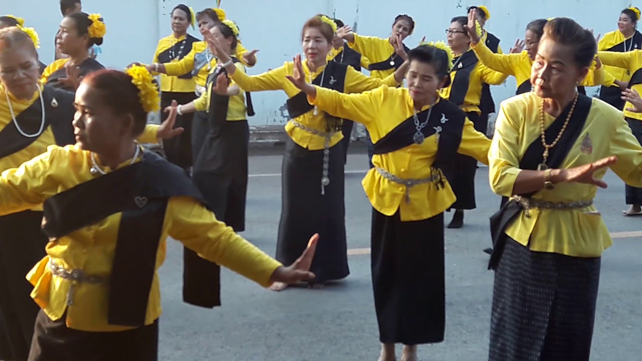 รำบวงสรวงศาลหลักเมืองชุมแพ-1( 14มีค.61)