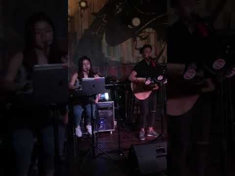 Leon 浪花一朵朵 为了纪念热浪岛 Daphne 甜美 - 驻唱歌手 Live Band KL Sunway Mentari