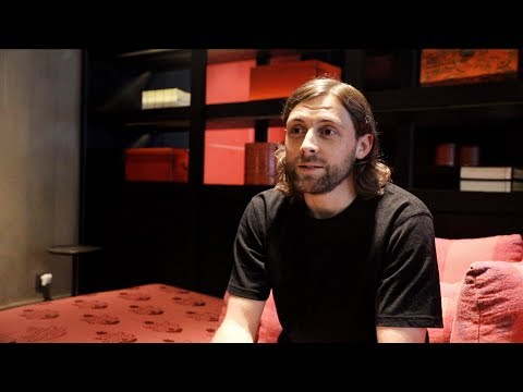 Kicksvision // New Balance Designer Samuel Pearce talk us about NB X-90 and Football