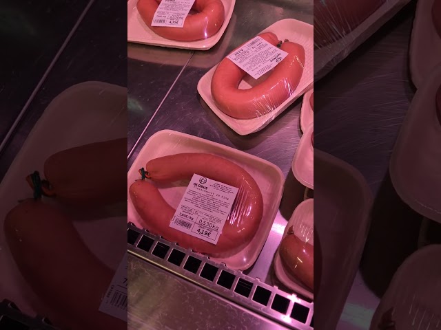 Einkauf beim größten Metzger im Globus alles frisch verpackt