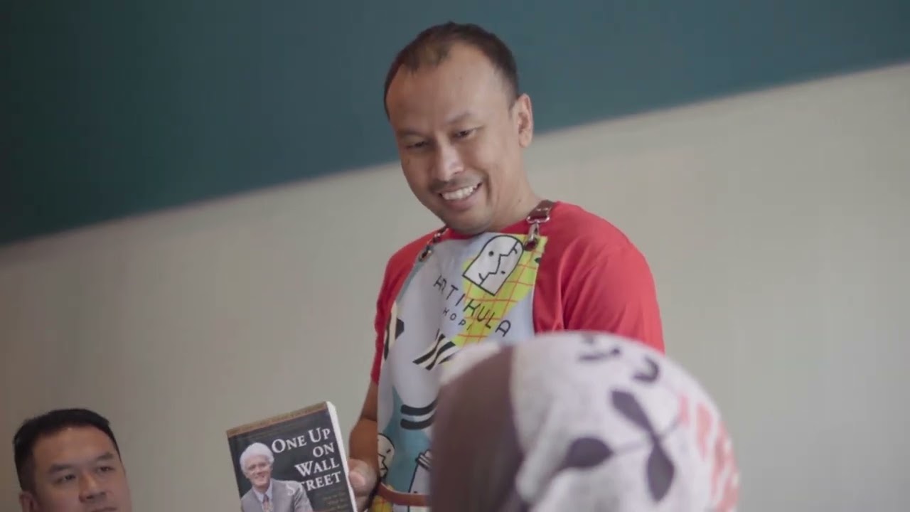 Peter Lynch- One Up On Wall Street I A book review by Money Money Money, IPMI EMBA Sept 2021