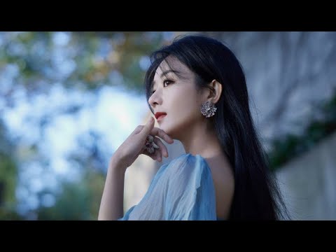 王傑  夢與遊戲之間。