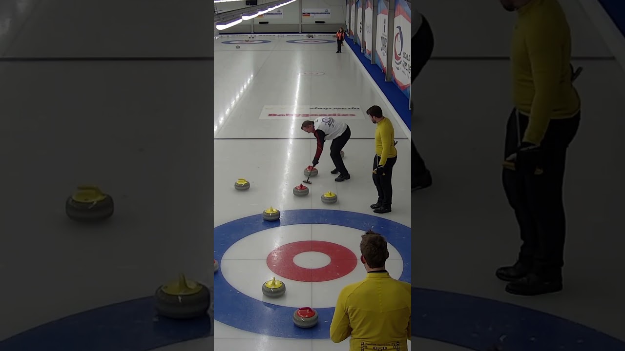 [THROWBACK] Hannah Goubert with the Tic-Tac-Tock to get to shot 🥌🇧🇪 #curling #sports #highlightreel