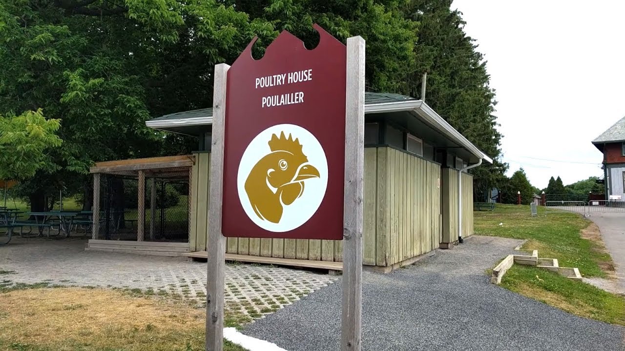 Poultry House exhibit at the Canada Agriculture and Food Museum (Ottawa, Canada) camera iphone 8 plus apk