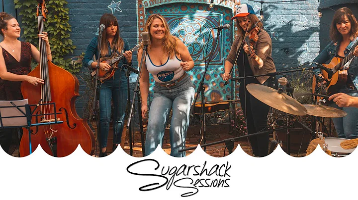 Della Mae - Headlight (Live Acoustic) | Sugarshack...