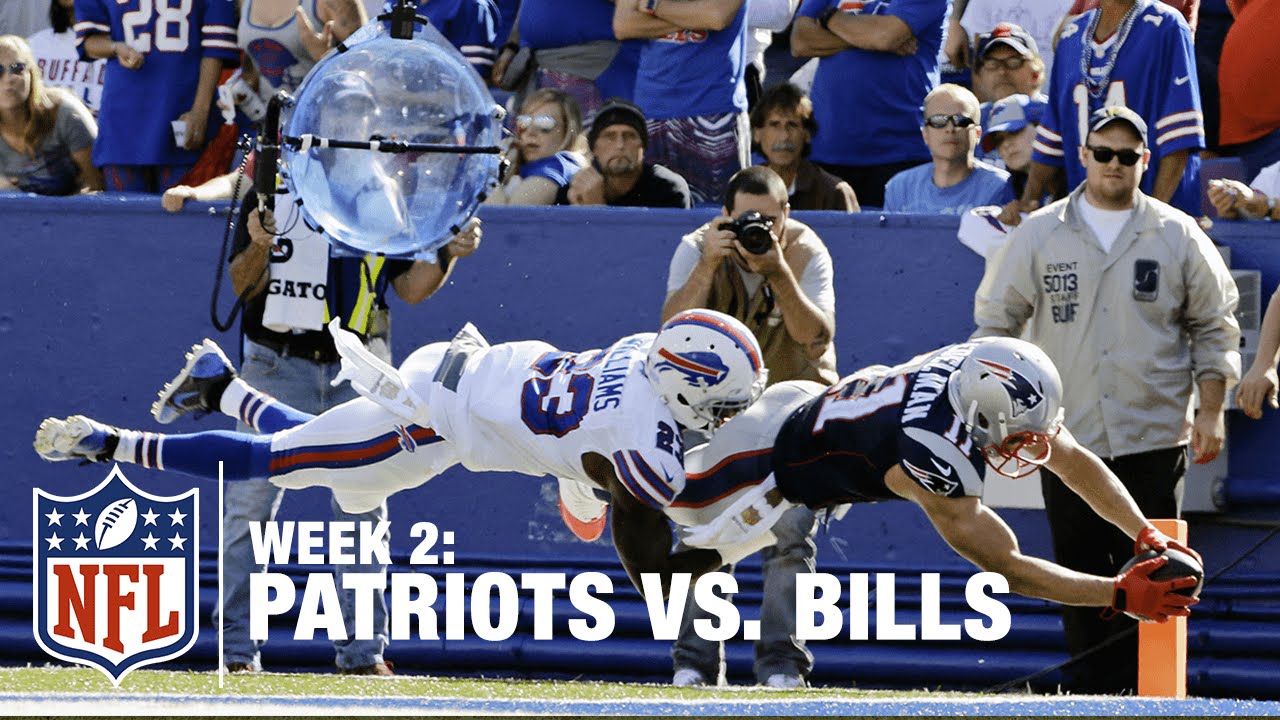 Tom Brady Finds Julian Edelman for a 22-Yard TD | Patriots vs. Bills | NFL