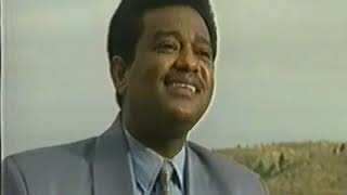 Sudanese Singer  Hyder PortSudan singing Sami Berhane's Song