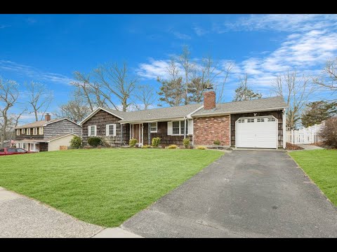 16 Soundway Dr, Rocky Point, NY home video tour