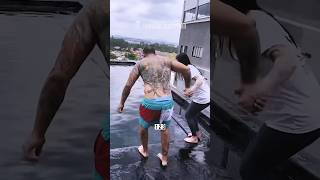 To Deu O Primeiro Pulo Na Piscina Com A Nara Paraguaia