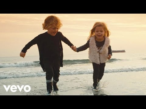 Marco Borsato - 18 Jaar (Official Video)