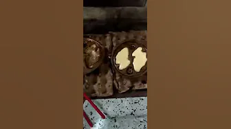 Bolu ikan atu boi