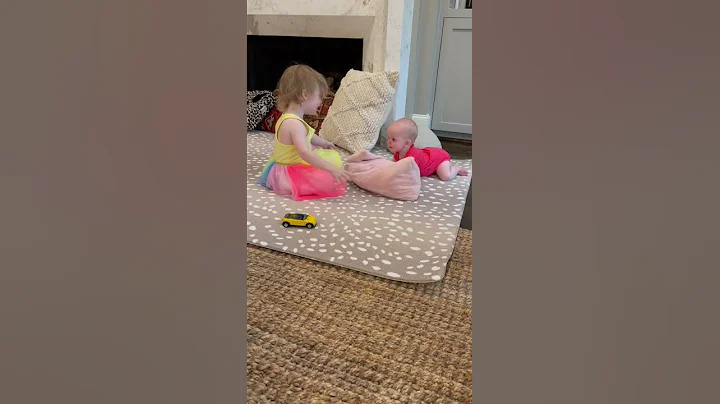 Baby Juliet plays with toddler Harper #shorts