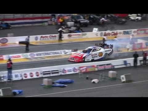 2011 NHRA Winternationals Funny Car Qualifying Hig...