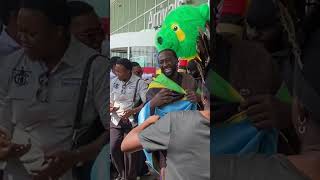 Live Unbeaten Boxer From Usa Terece Visit Tanzania And Dance Tanzania Music Enjoy It