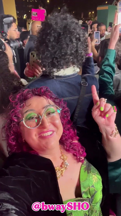 Ariana Grande & Cynthia Erivo — Wicked: For Good NYC Premiere fan pen