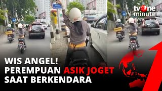 Aneh! Perempuan Ini Joget Joget saat Mengendarai Motor, Ada Apa? I tvOne Minute