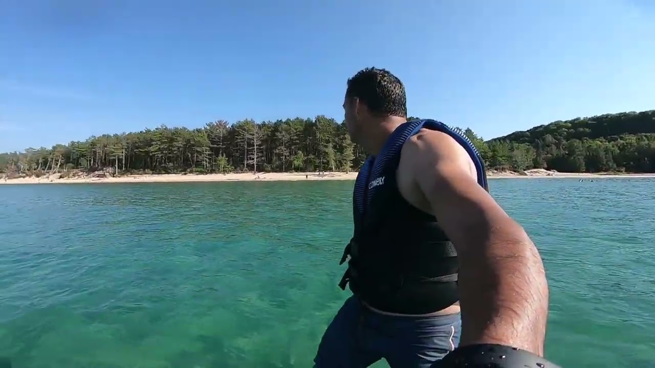 E-Foil Pictured Rocks - MI - 2022