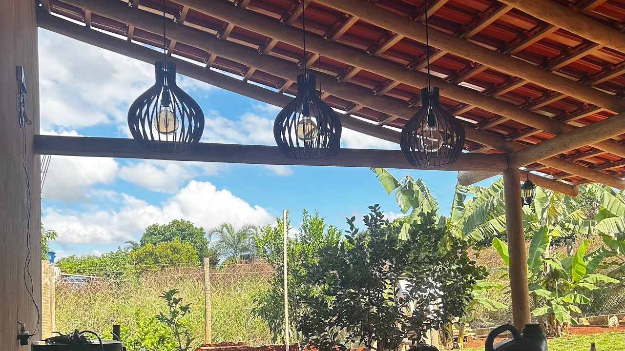 Amanhecer na chácara: calmaria e canto dos pássaros 
