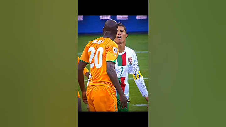 Drogba's reaction to Cristiano's rocket shot ☠️ 🚀 #shorts #ronaldo #football #shots #cristiano #fyp