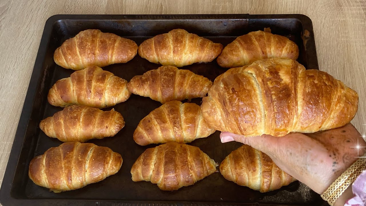 هادي هي كرواصة لي غادي تبقاي تصايبي غادي تولي عندك هي المعتمدة ناجحة مورقة بدون عجين مورق 👌