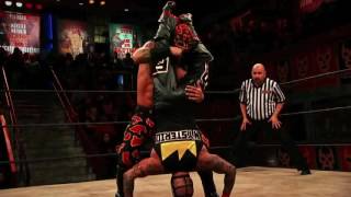 Prince Puma reverses Rey Mysterio's Headscissors into Codebreaker