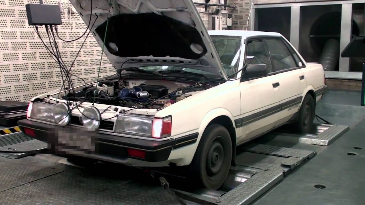 Subaru leone салон