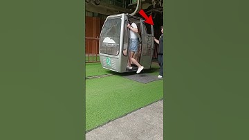 Thumbnail of Never ride this cable car in China 😱