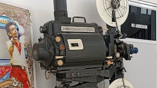 Devi 35mm film projector