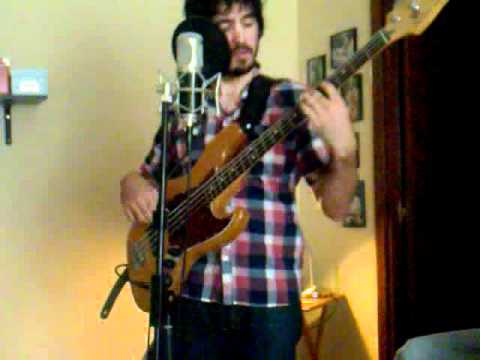 I want you (Shes so Heavy) bass and sing cover by Santiago Estrada (Al Berkowitz Band)