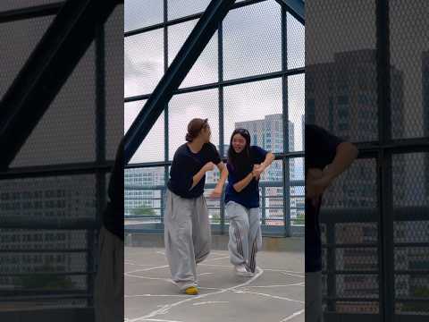 She bugging🔥 #dance #<strong>dancer</strong> #choreo #shebugging #shorts #challenge #창원 #비바댄스스튜디오 #vivadancestudio