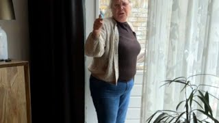 Unexpected Visitor: Mouse Makes a Quick Escape in Bathroom || WooGlobe