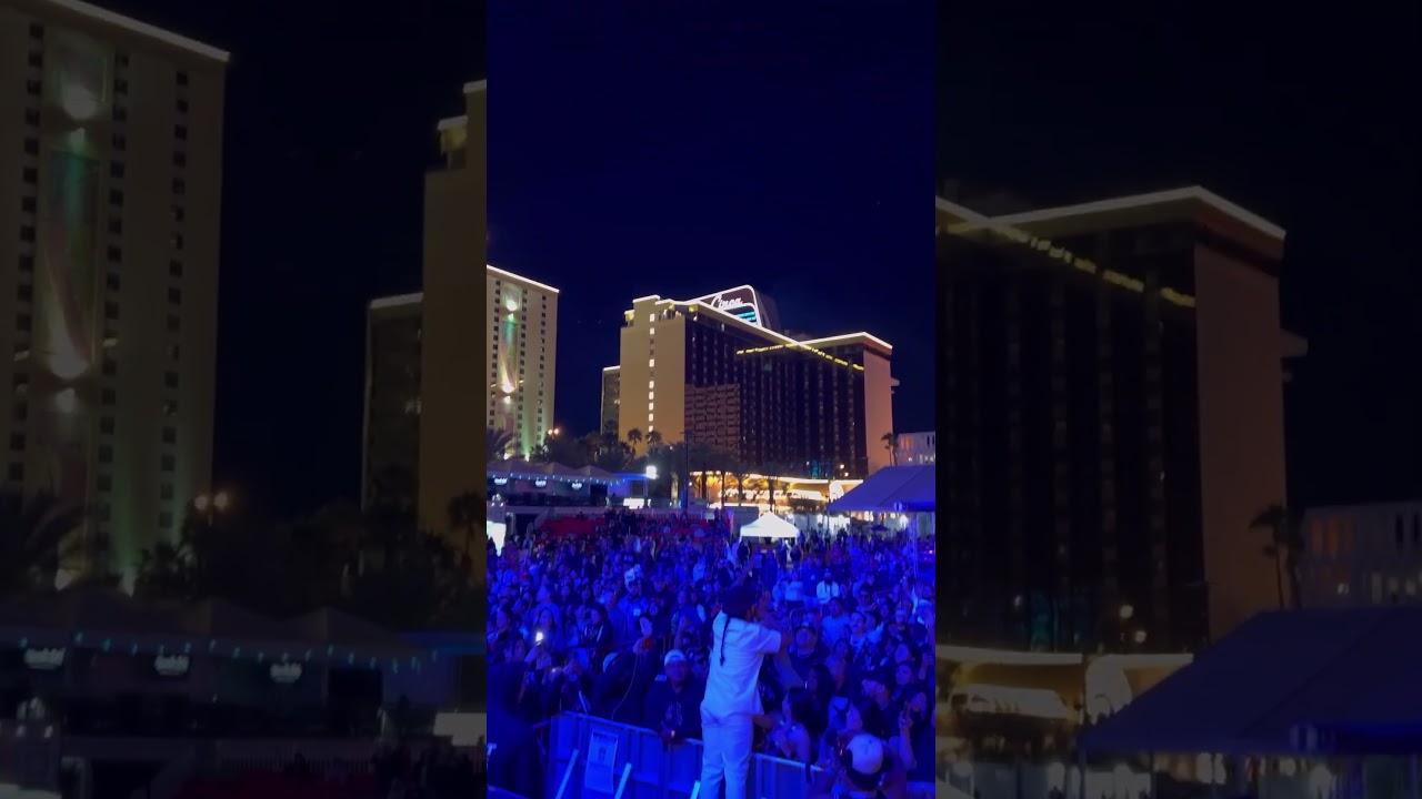 Dezzy Hollow in Las Vegas, NV 🔥 