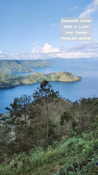 pemandangan danau toba dari taman simalem resort