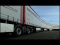 Lange LZV Roadtrain: 5 combitrains en een trailer gekoppeld